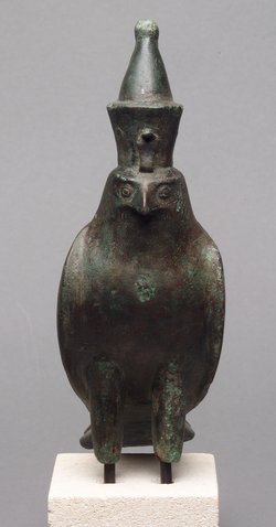 Horusfalke mit Doppelkrone