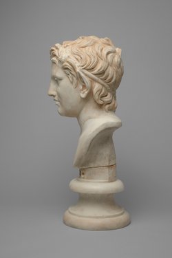 Kopf eines Satyrs auf nicht zugehöriger Büste