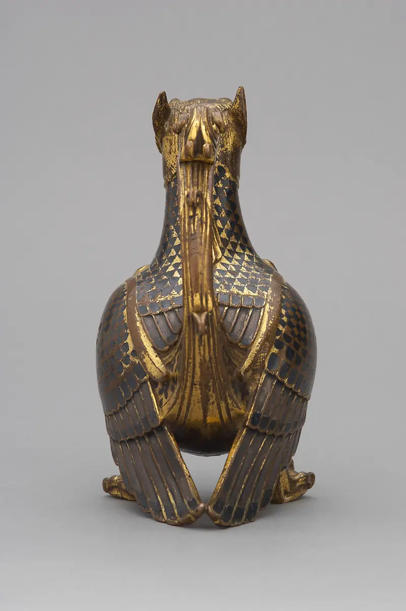 Aquamanile in Gestalt eines Greifen