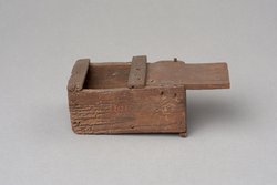 Kästchen mit Schiebedeckel
