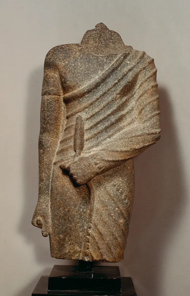 Torso der Gewandstatue eines Mannes