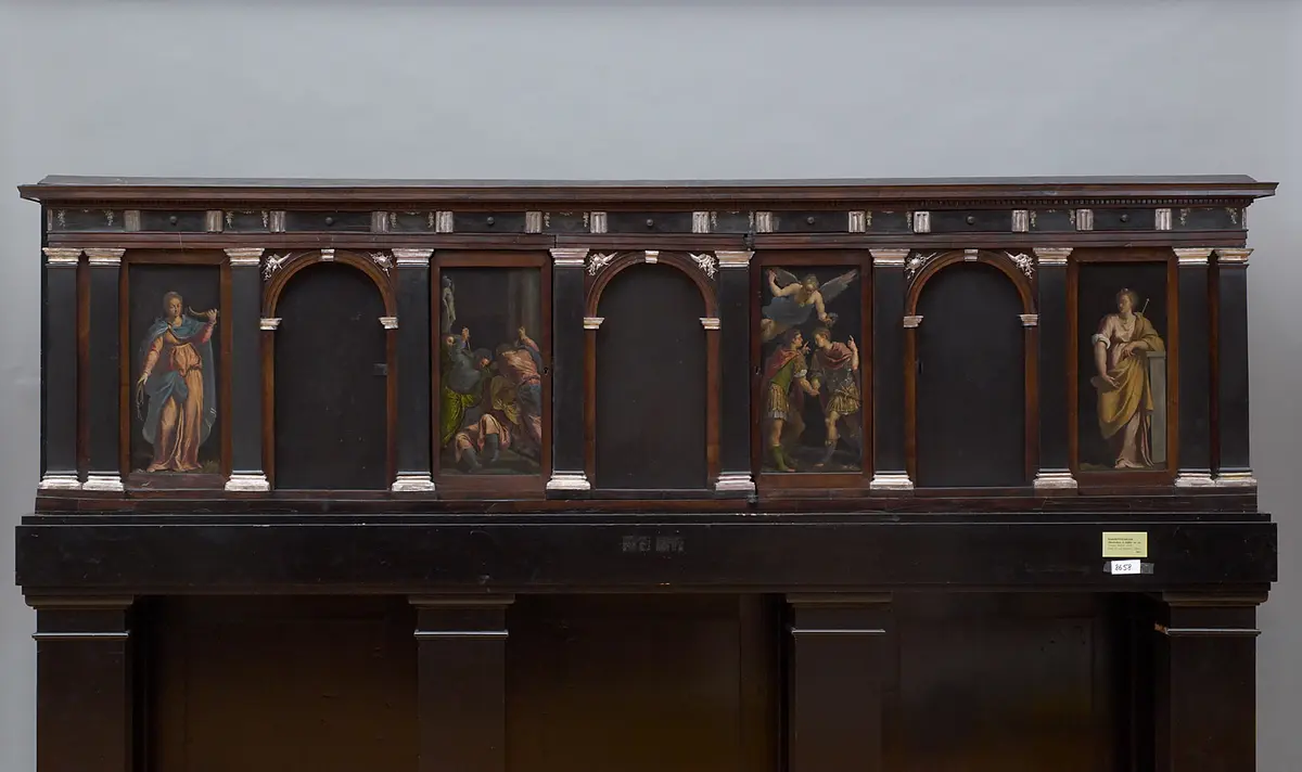 Kabinettschrank