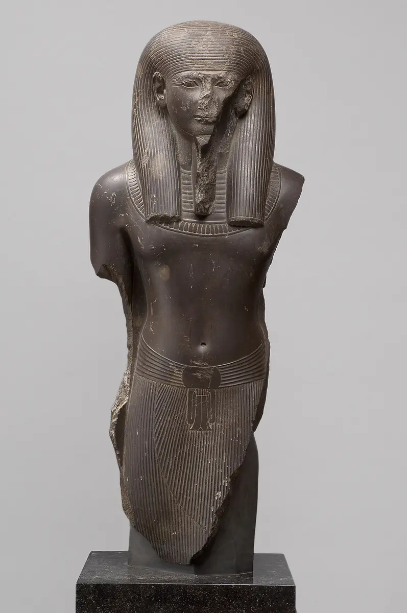 Statue des Gottes Imichentwer
