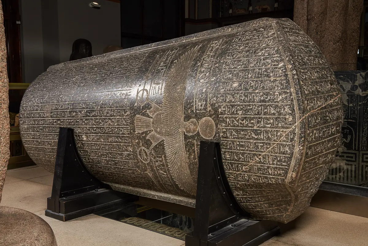 Sarkophag des Priesters Nes-schu-tefnut