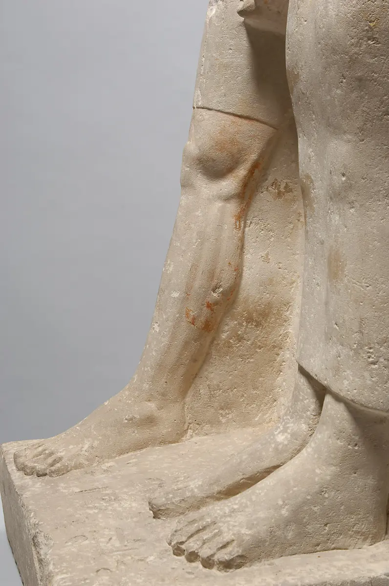 Gruppenstandbild des Pehen-ptah und seiner Mutter Imen-djefa-es