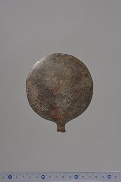 Scheibe eines Griffspiegels: Dioskuren