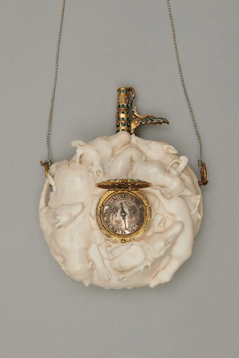 Pulverflasche mit Uhr