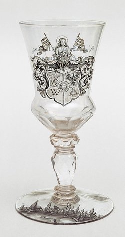Pokal mit Wappen von Breslau und Stadtsilhouette