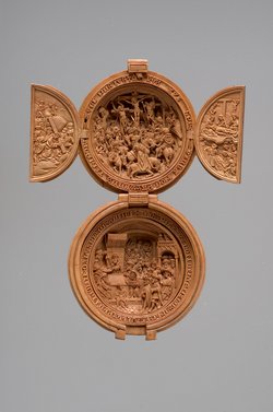 Rosary Pendant featuring the Passion of Christ, a so-called Prayer-nut 