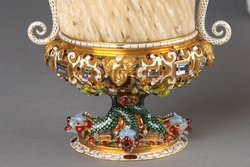 Narwalhornbecher
