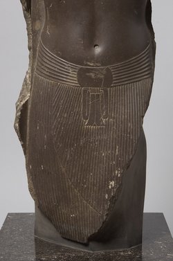 Statue des Gottes Imichentwer
