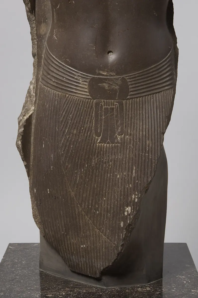 Statue des Gottes Imichentwer