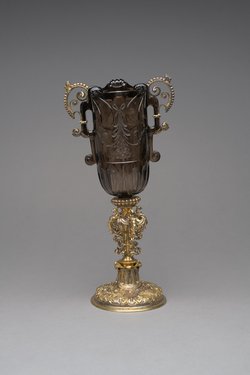 Henkelvase
