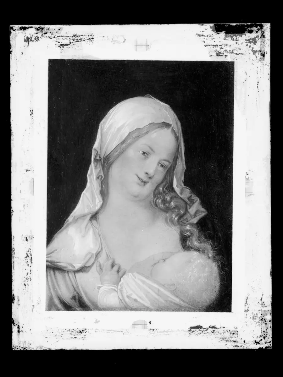 Maria mit Kind an der Brust