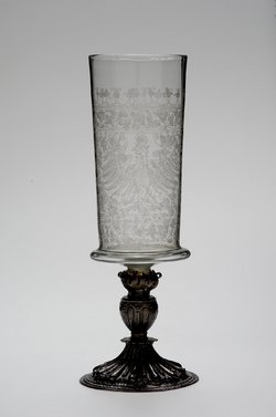 Pokal mit diamantgraviertem Tiroler Adler