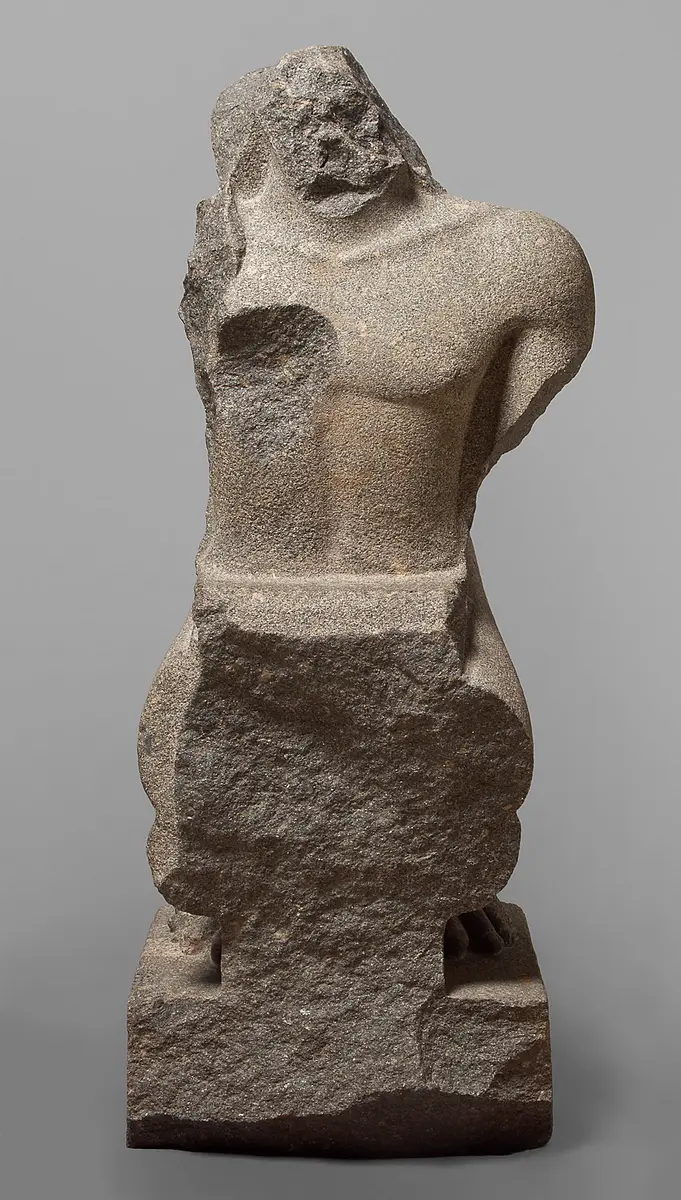 Fragmentierte Statue des Cha-em-waset