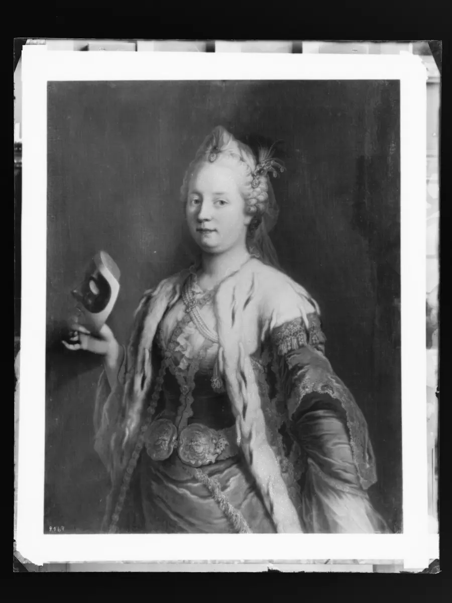Kaiserin Maria Theresia mit einer Maske in der Hand