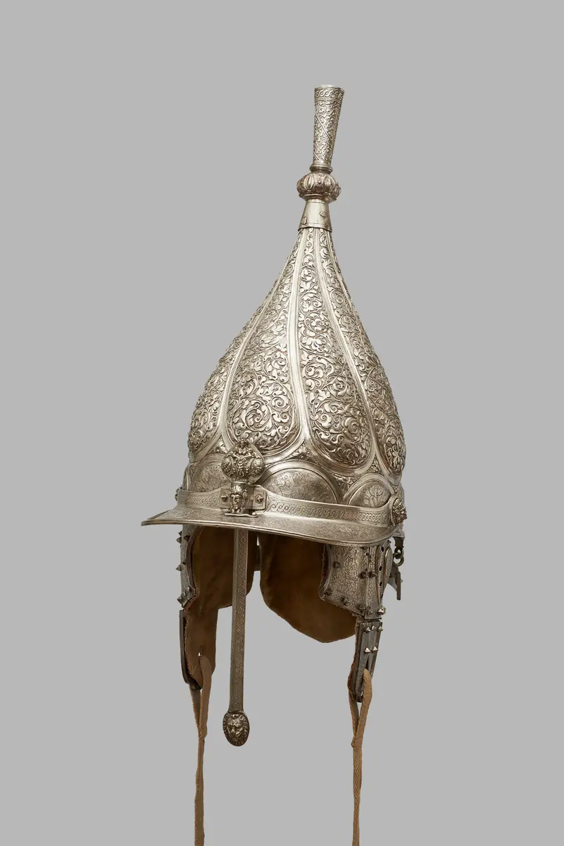 Ungarische Sturmhaube der Silbernen Husarischen Rüstung