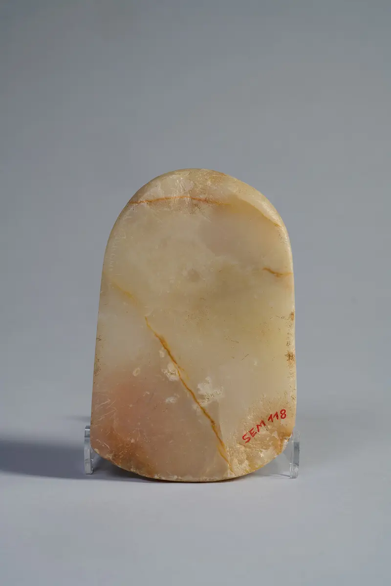 Miniatur-Gesichtsstele
