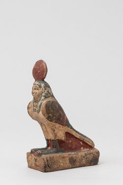 Ba-Vogel in Gestalt eines menschenköpfigen Falken mit Sonnenscheibe