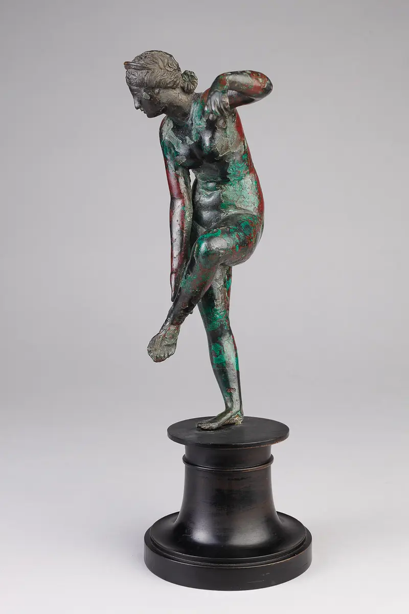 Sandalenlösende Venus