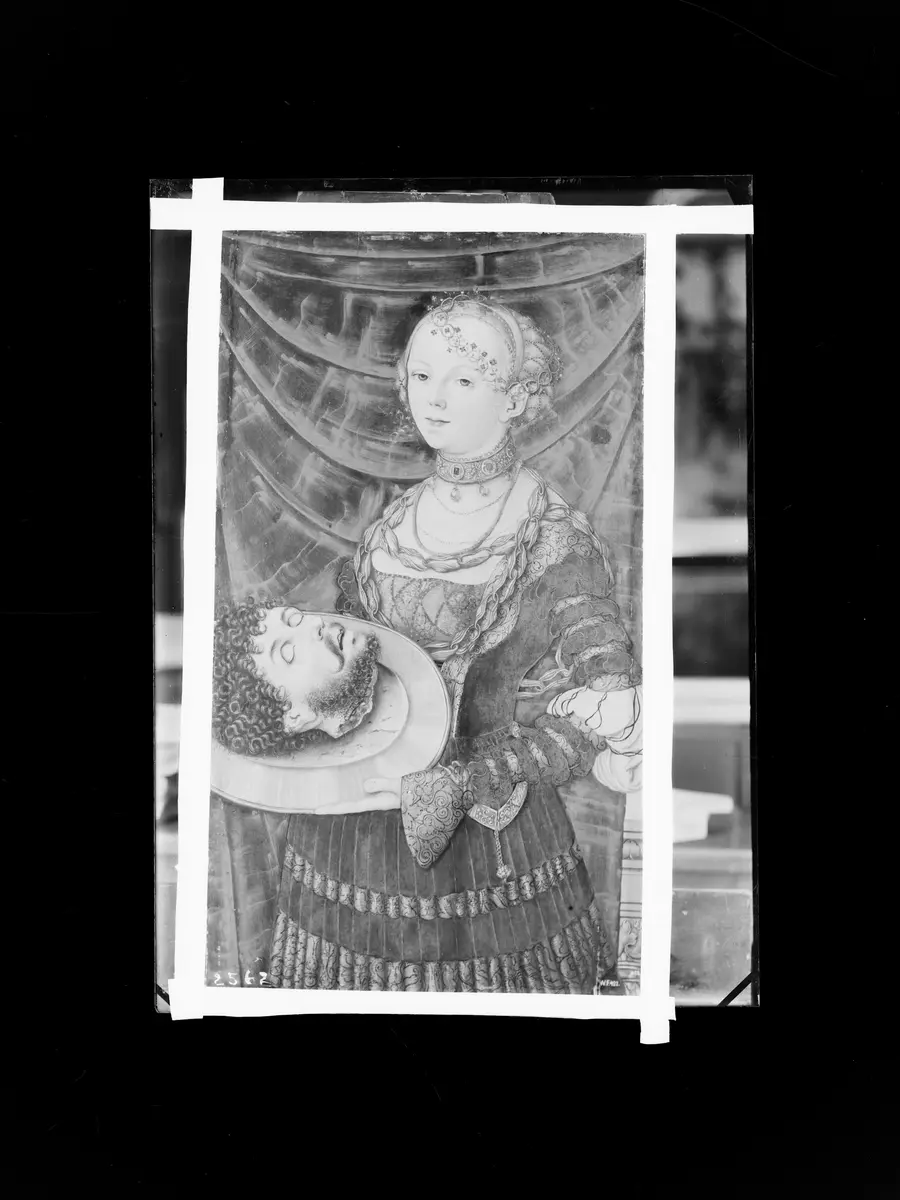 Salome mit dem Haupte Johannes des Täufers