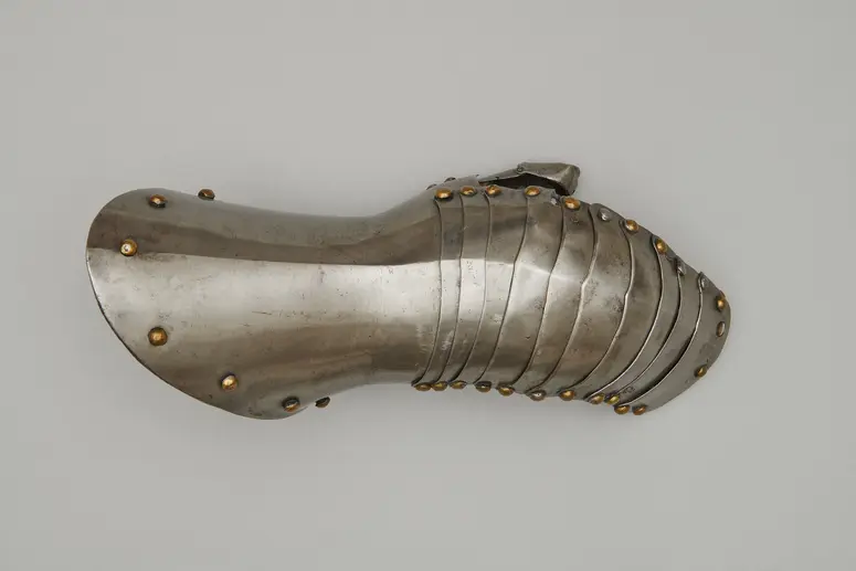 rechter Turnierhandschuh