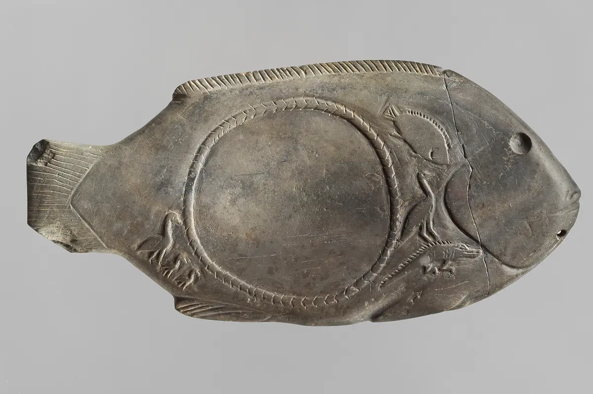Fischförmige Schminkpalette