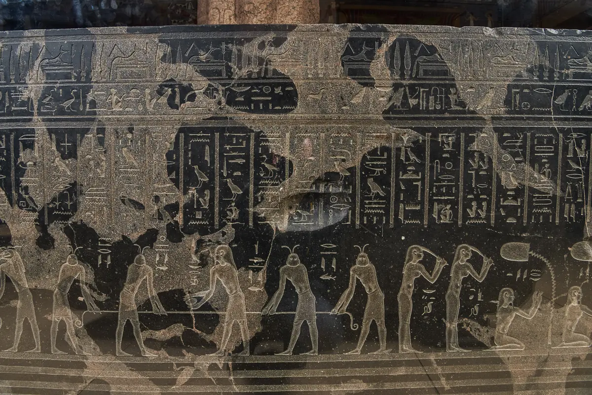 Sarkophag des Priesters Nes-schu-tefnut