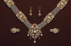 Der ungarische Opalschmuck