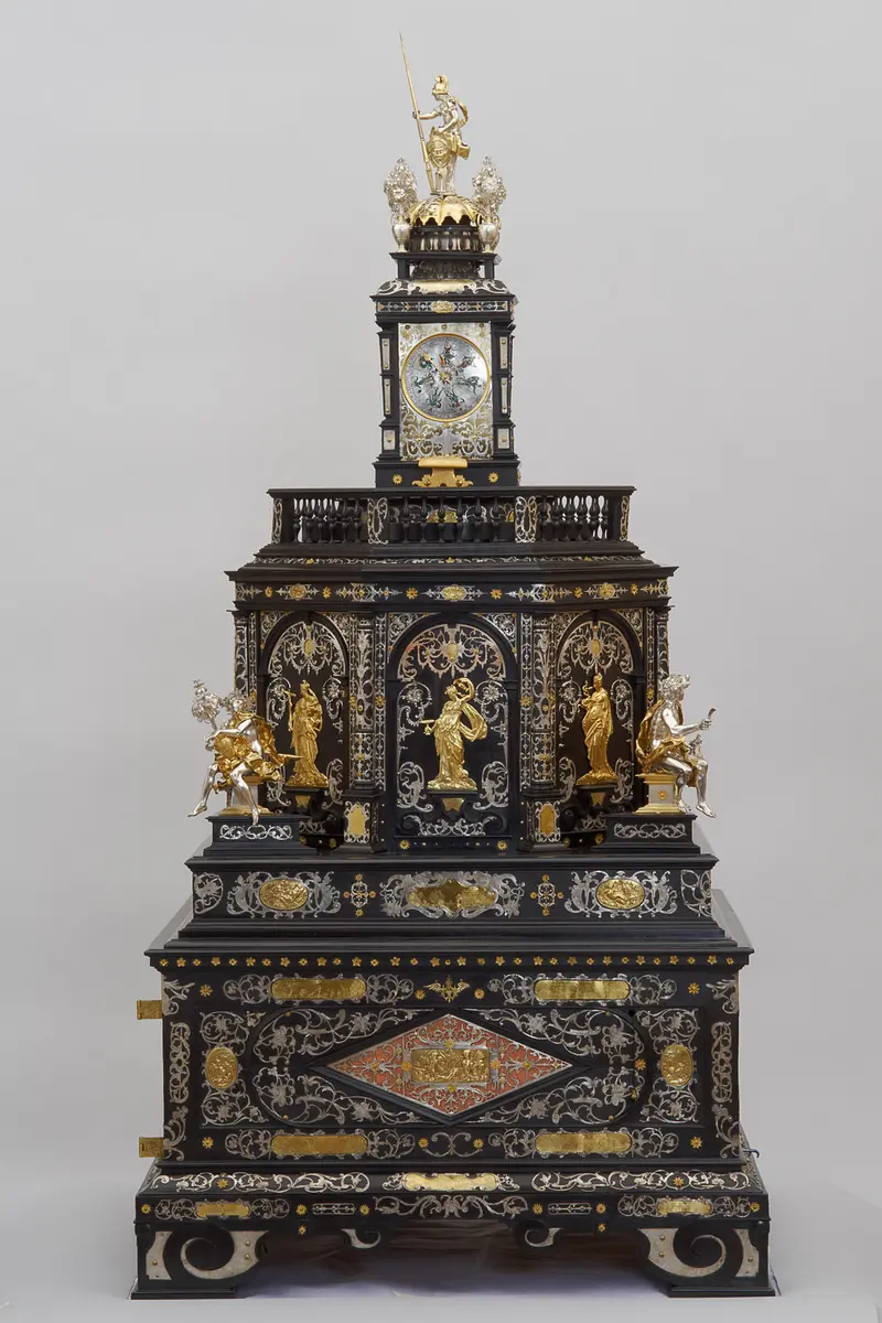 Cabinet with Automatons
