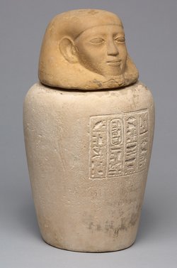 Kanope der Tjes-bastet-peret mit Deckel in Form eines Menschenkopfes
