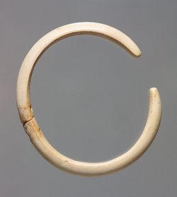 Armreifen