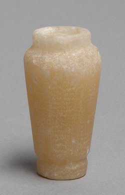 Gefäß mit Standring