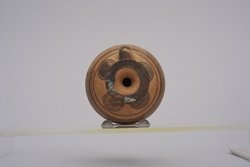 Kreis- und Banddekor