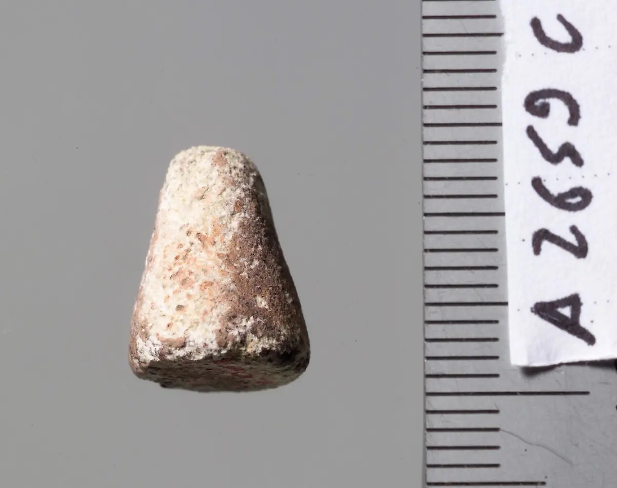 Kleiner kegelförmiger Spielstein