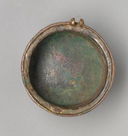 Räuchergefäß mit Deckel