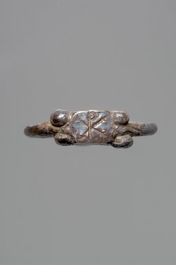 Fingerring mit Christogramm
