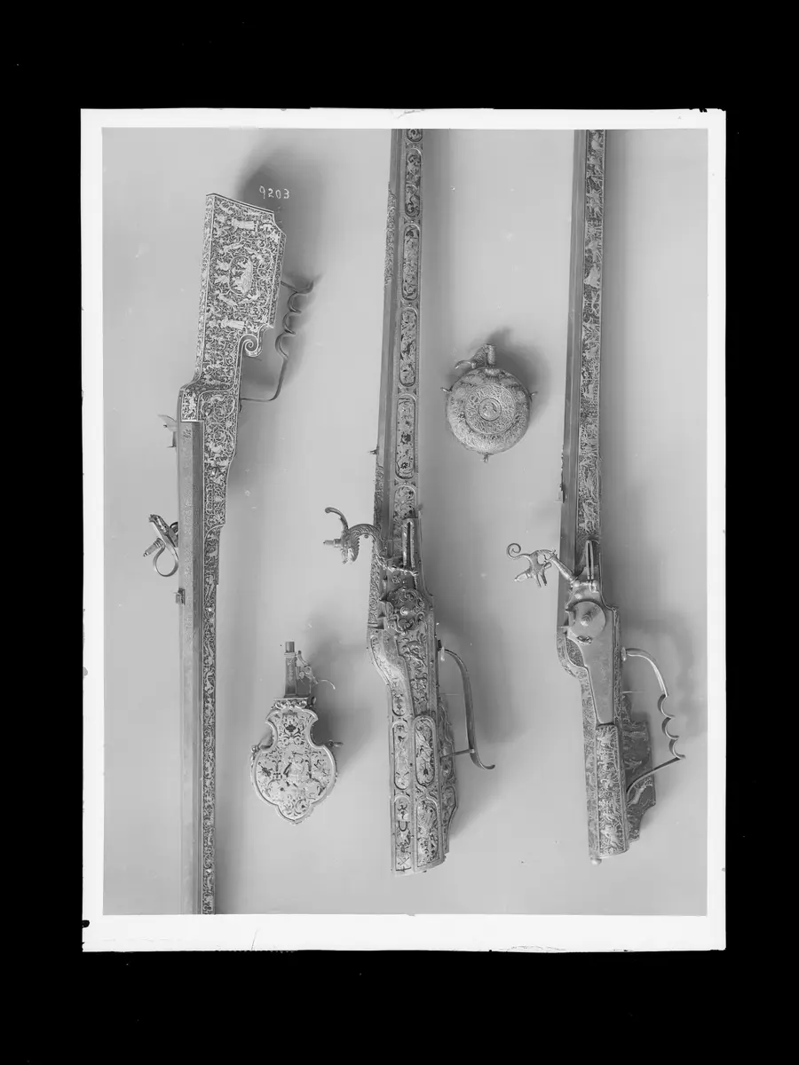 Pulverflasche; Radschlossbüchse; Radschlossbüchse; Radschlossgewehr; Pulverflasche
