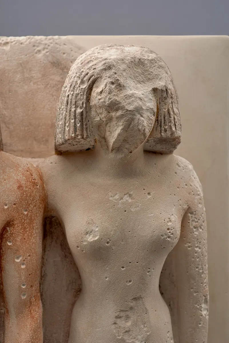 Gruppenstandbild des Hetep-seschat und einer Frau