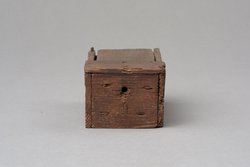 Kästchen mit Schiebedeckel