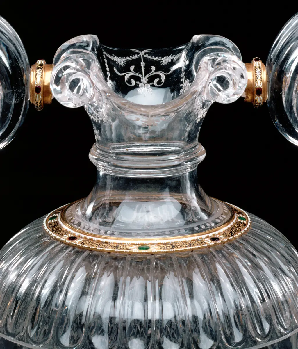 Vase mit zwei Volutenhenkeln