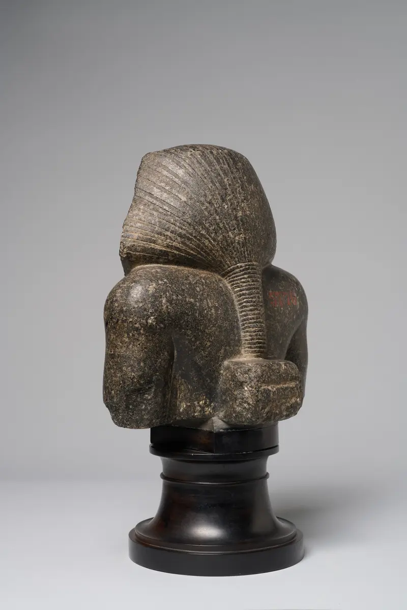 Oberteil einer Königsstatue (Sesostris II.?)