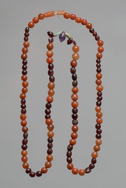 Kästchen für Schmuck und Kosmetikartikel
