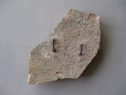 Relieffragment: Adlergreif und Amazone