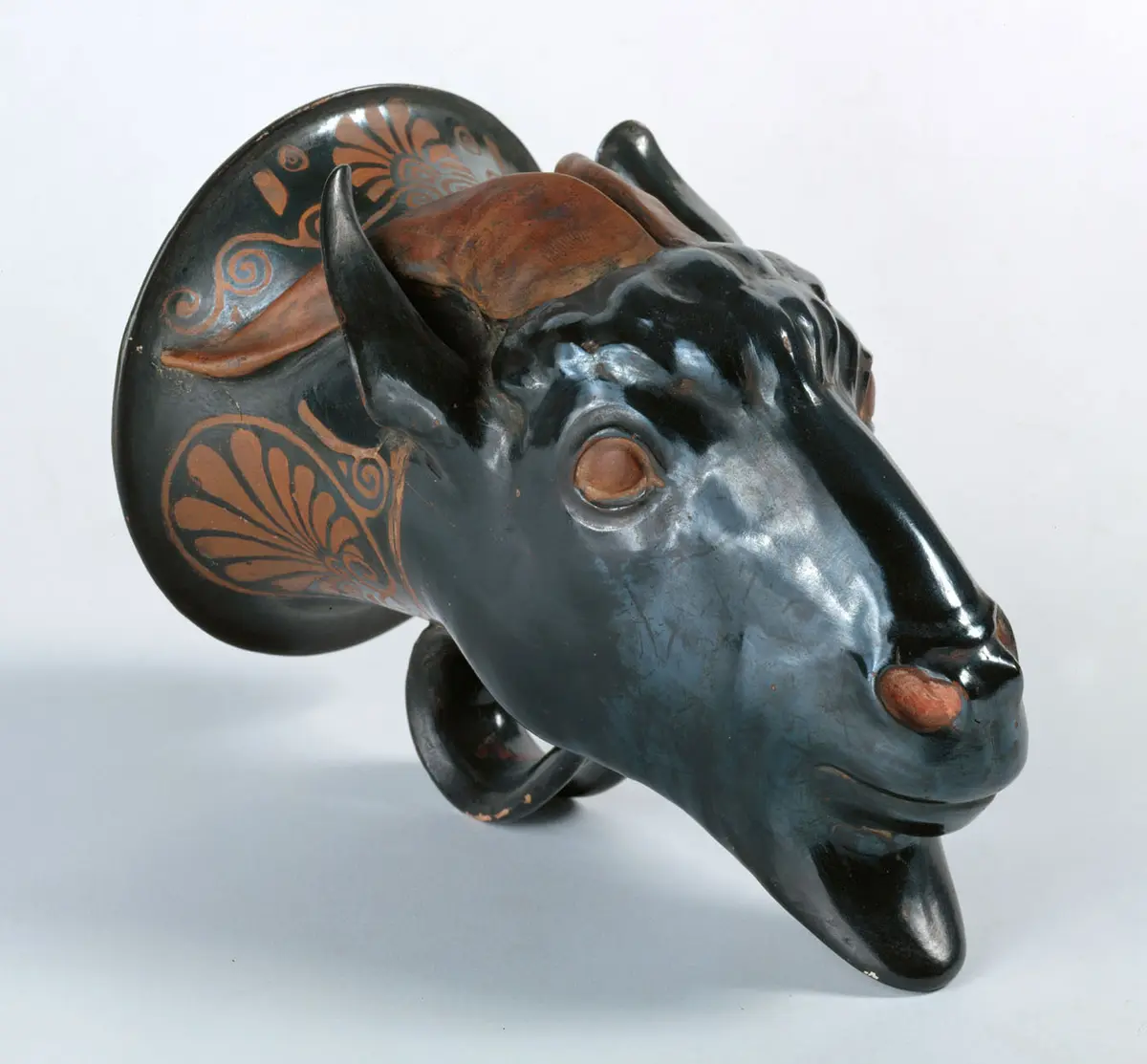 Rhyton mit Ziegenkopf