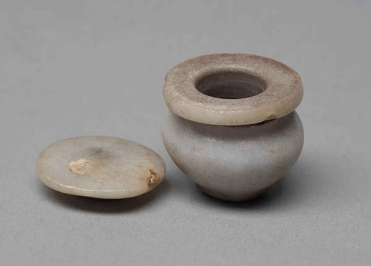 Kästchen für Schmuck und Kosmetikartikel