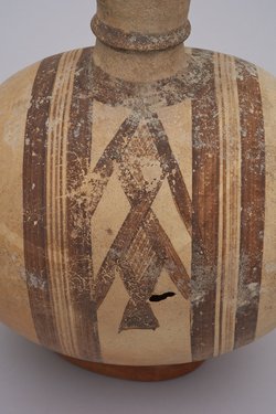 Aryballos der White Painted II Ware
