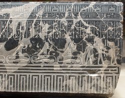Sarkophag des Priesters Nes-schu-tefnut