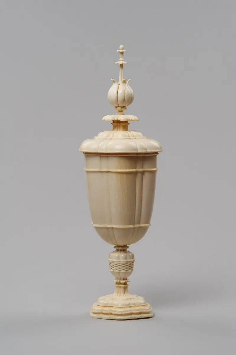 Deckelpokal